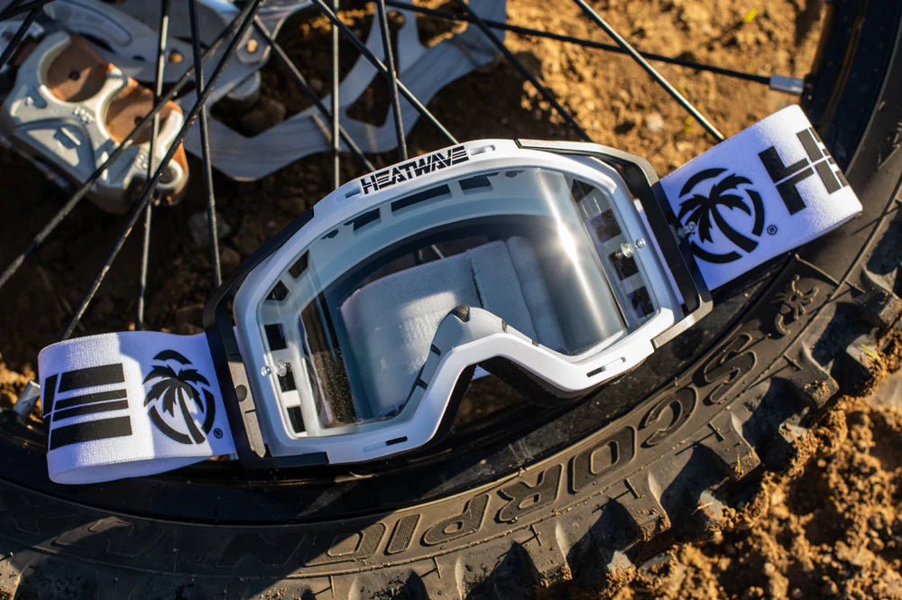 HEATWAVE VISUAL MXG-250 Moto Goggle - Billboard Icon WHITE/PHOTOCHROMIC