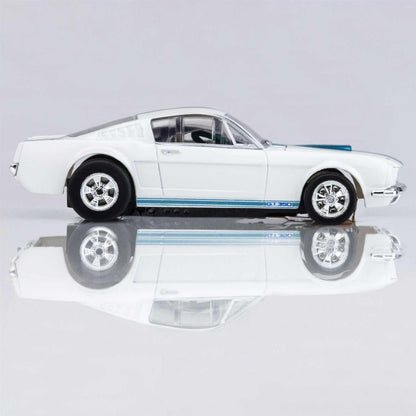 AFX Racing 1965 Ford Mustang Shelby GT350 White/Blue HO Slot Cars 22068