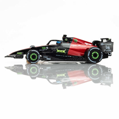 AFX Racing Alfa Romeo F1 SPA Black/Red/Green Mega G+ HO Slot Cars 22081