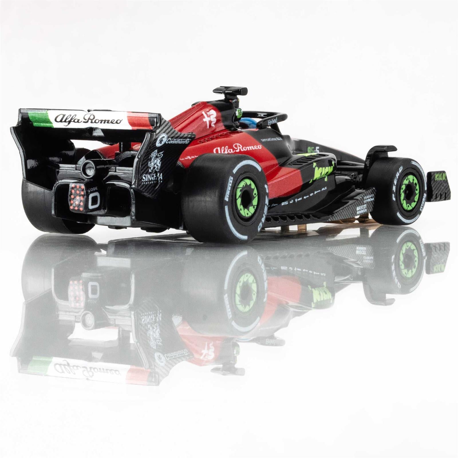 AFX Racing Alfa Romeo F1 SPA Black/Red/Green Mega G+ HO Slot Cars 22081