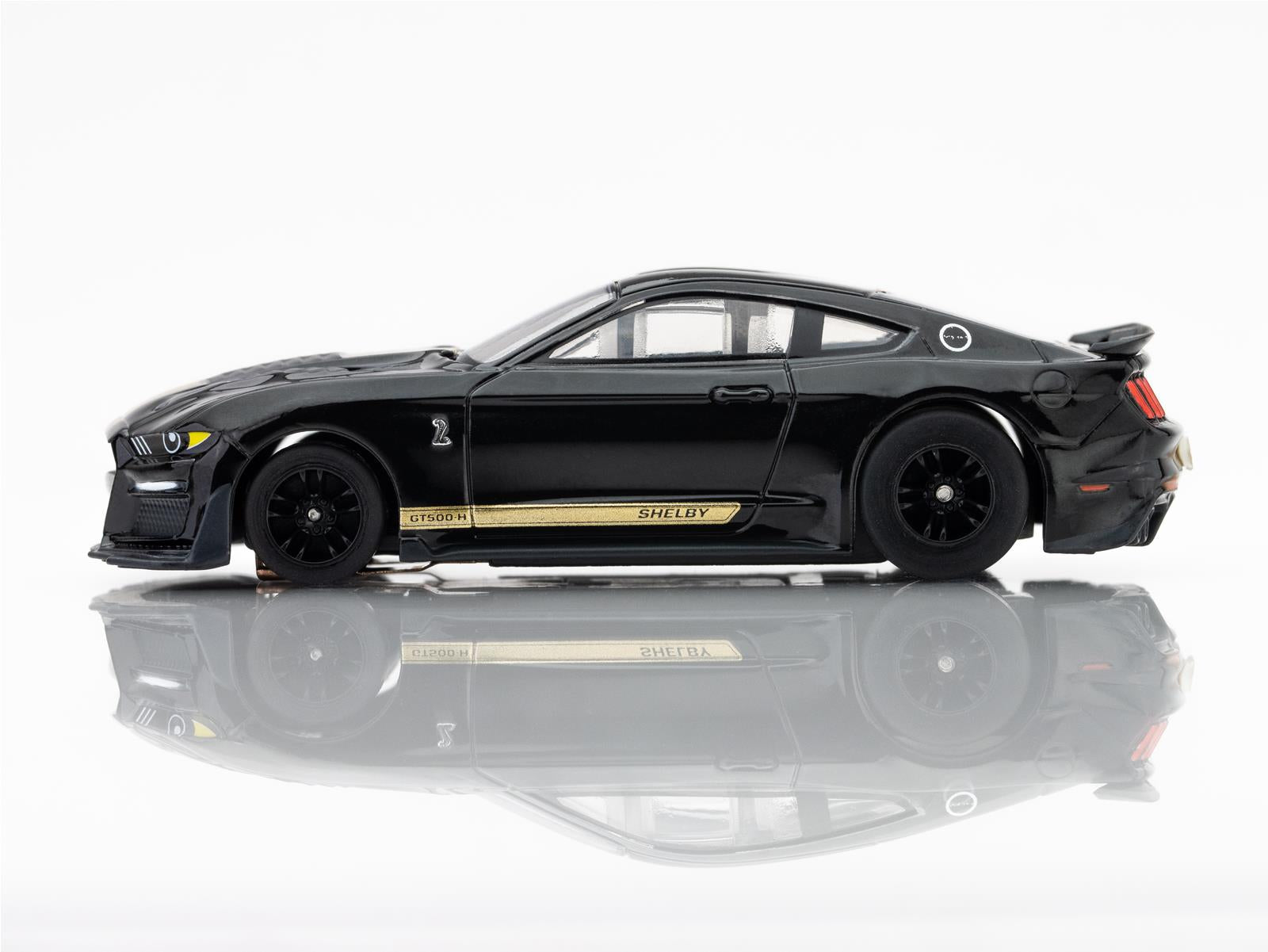 AFX Racing 2022 Ford Shelby Mustang Mega G+ Slot Cars 22082