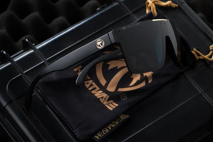 Quatro Sunglasses: BLACK/GOLD